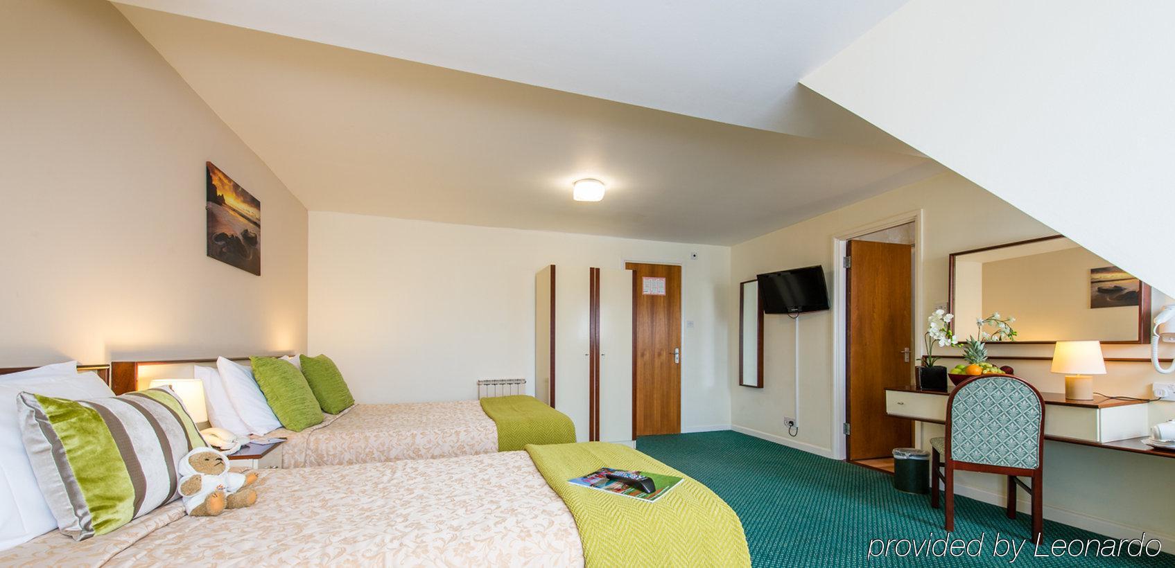 The Samares Coast Hotel & Apartments Saint Helier Interior photo