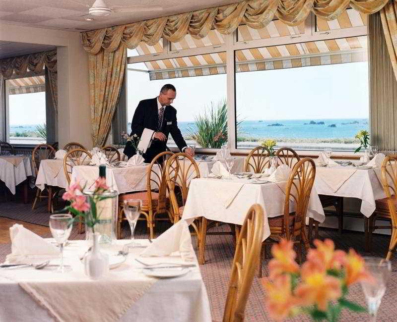 The Samares Coast Hotel & Apartments Saint Helier Restaurant photo