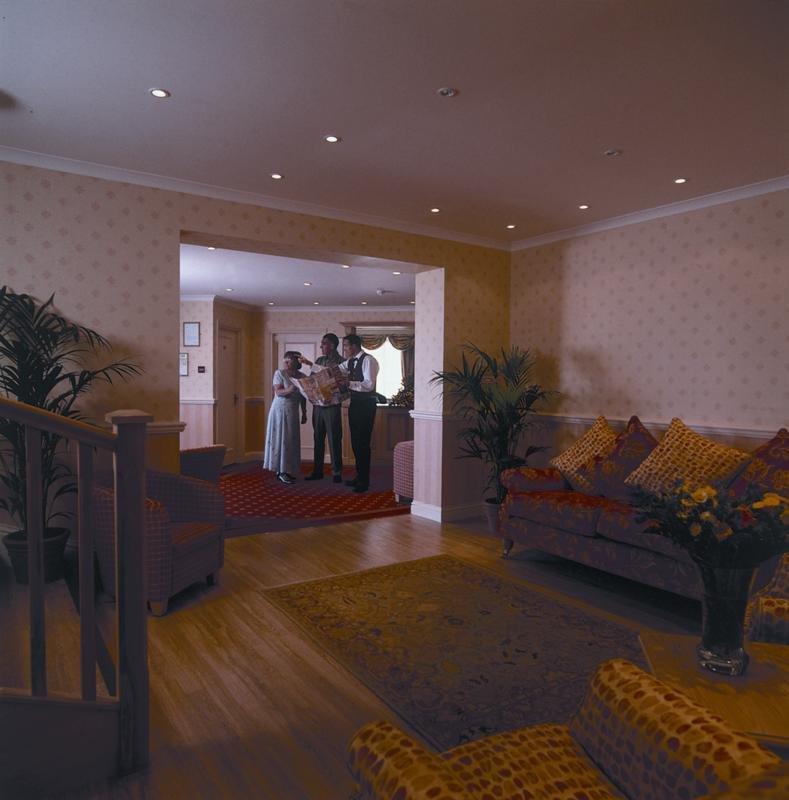 The Samares Coast Hotel & Apartments Saint Helier Interior photo
